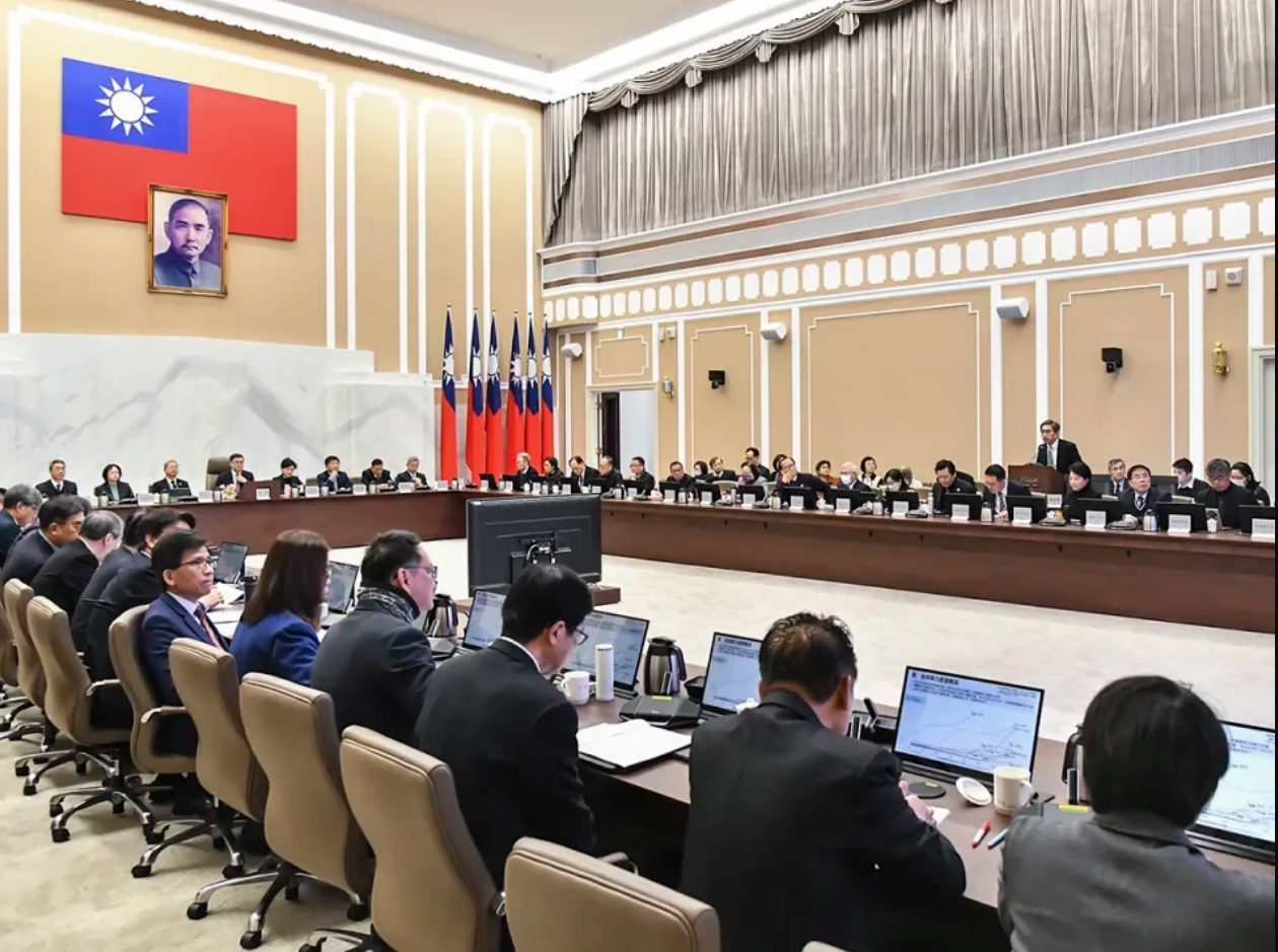 卓揆拍板緊急「增購10萬」公費流感疫苗! 提供「較高風險族群」保護